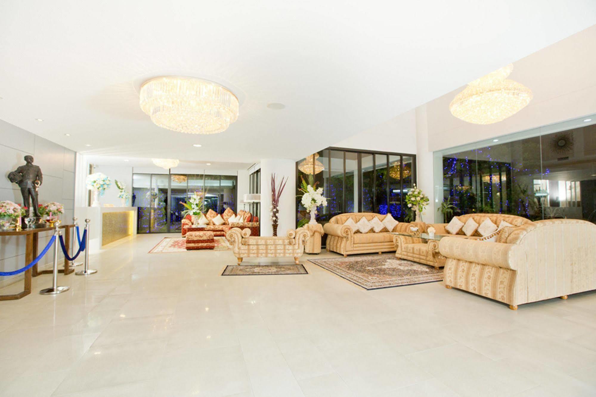 Ny City Resort And Spa Bang Bo Exterior photo